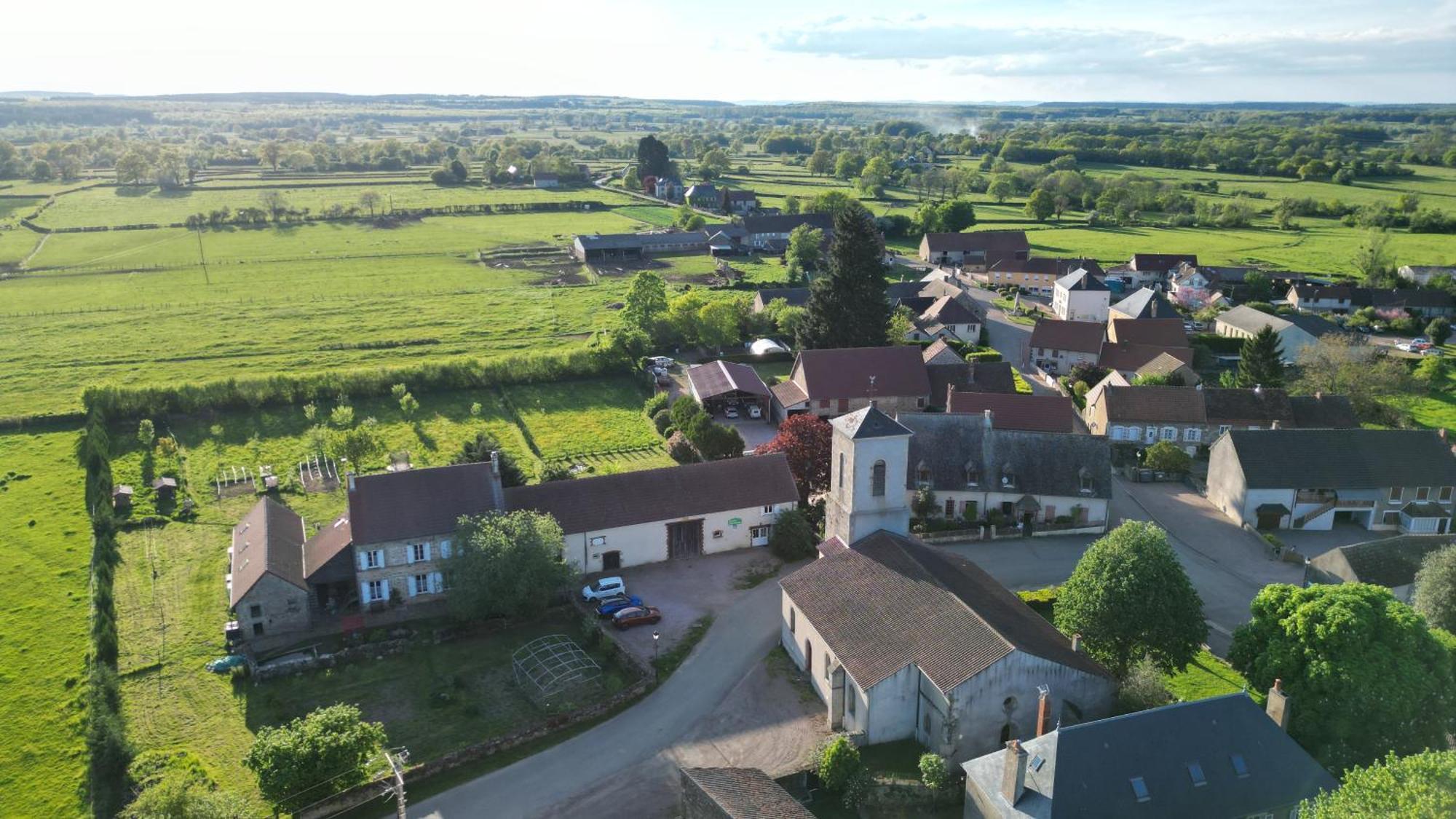 Morvan Sejours Antully Exteriör bild